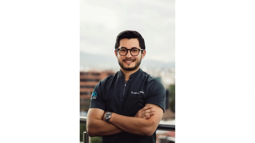 فني تكييفات محترف بالتجمع